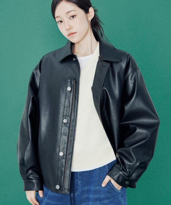 오버핏 가죽 셔츠 자켓 룩북 - eeU 이유 인터네셔널 가죽 모피 컬렉션